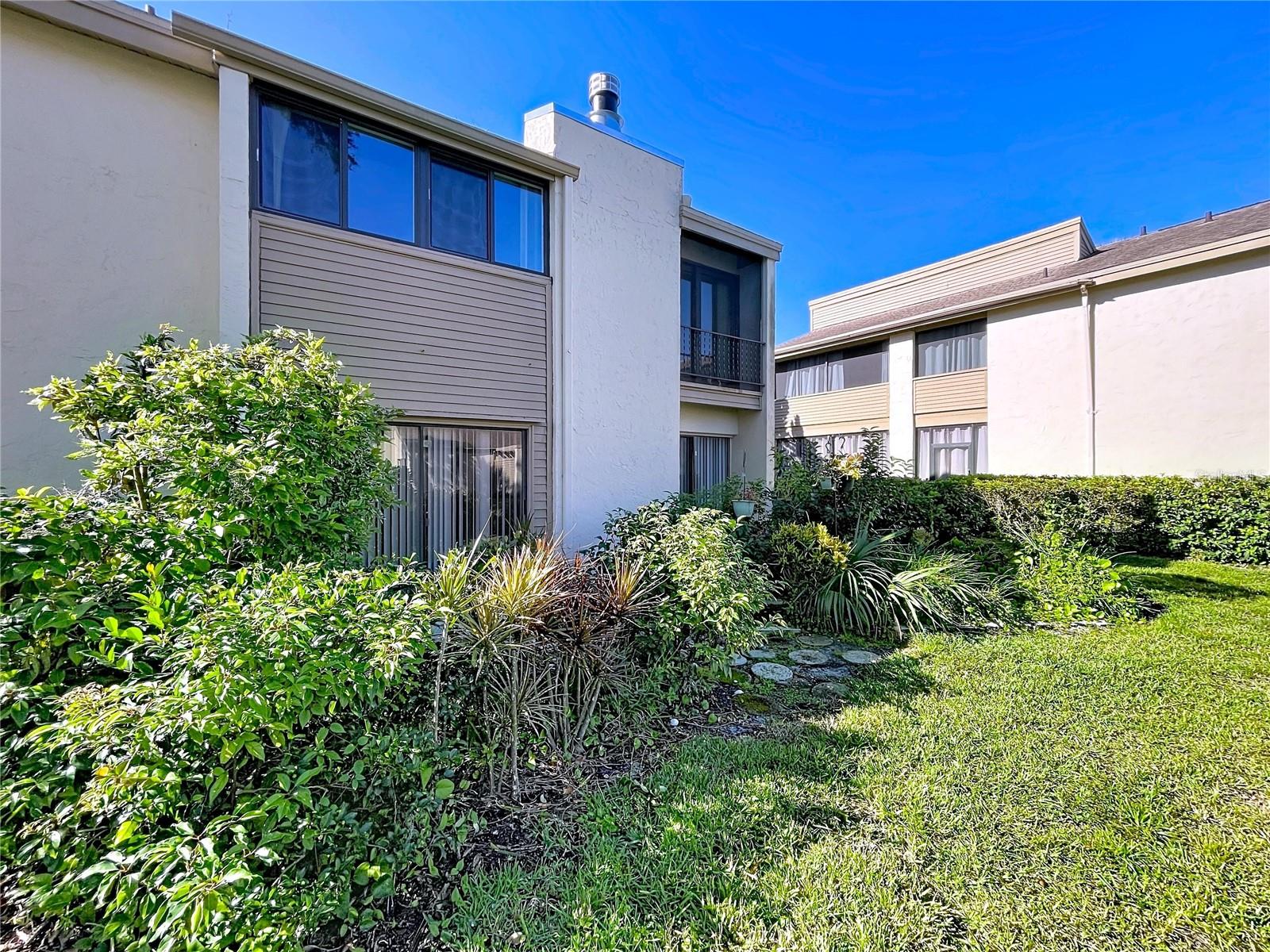 CARROLLWOOD VILLAGE PINE LAKE - Residential