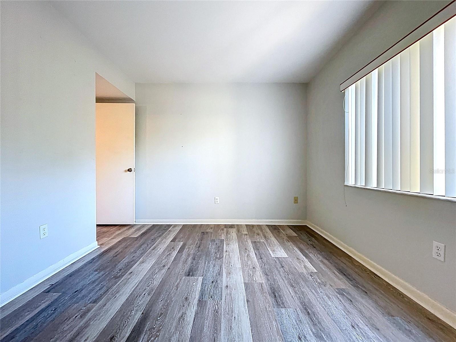 CARROLLWOOD VILLAGE PINE LAKE - Residential