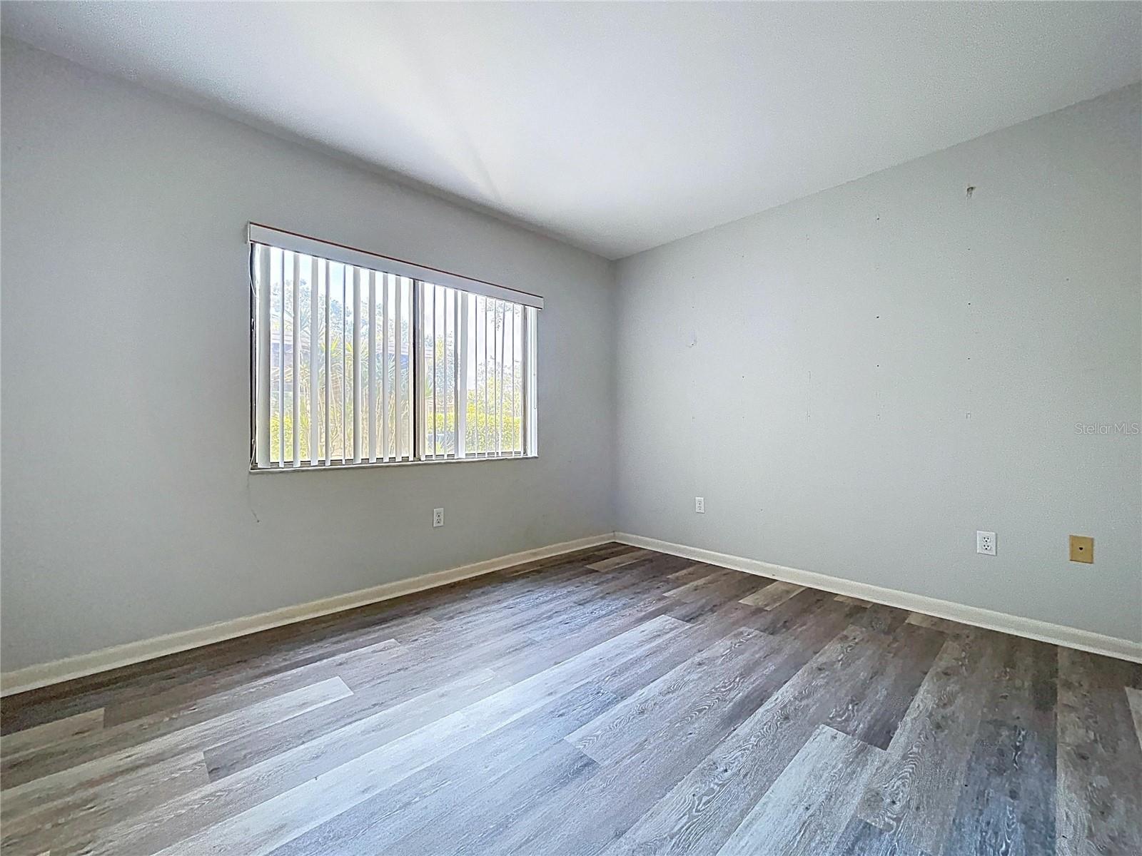 CARROLLWOOD VILLAGE PINE LAKE - Residential