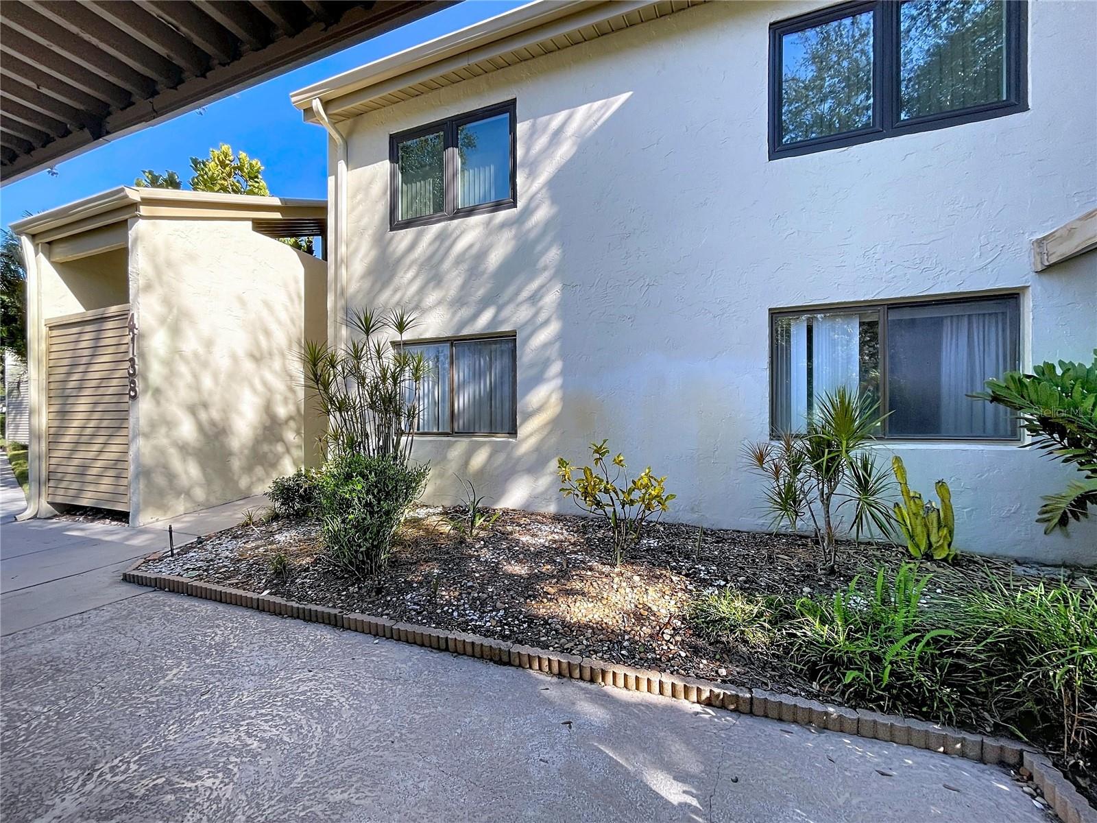 CARROLLWOOD VILLAGE PINE LAKE - Residential