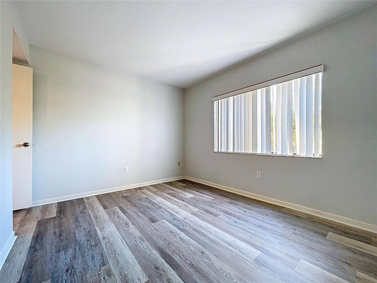 CARROLLWOOD VILLAGE PINE LAKE - Residential