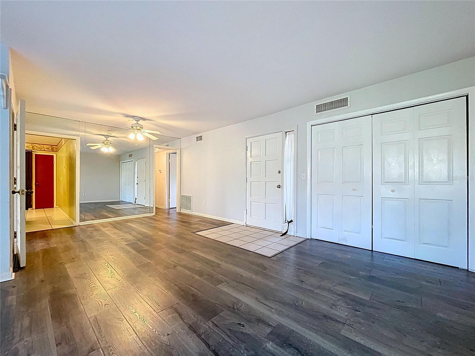 CARROLLWOOD VILLAGE PINE LAKE - Residential