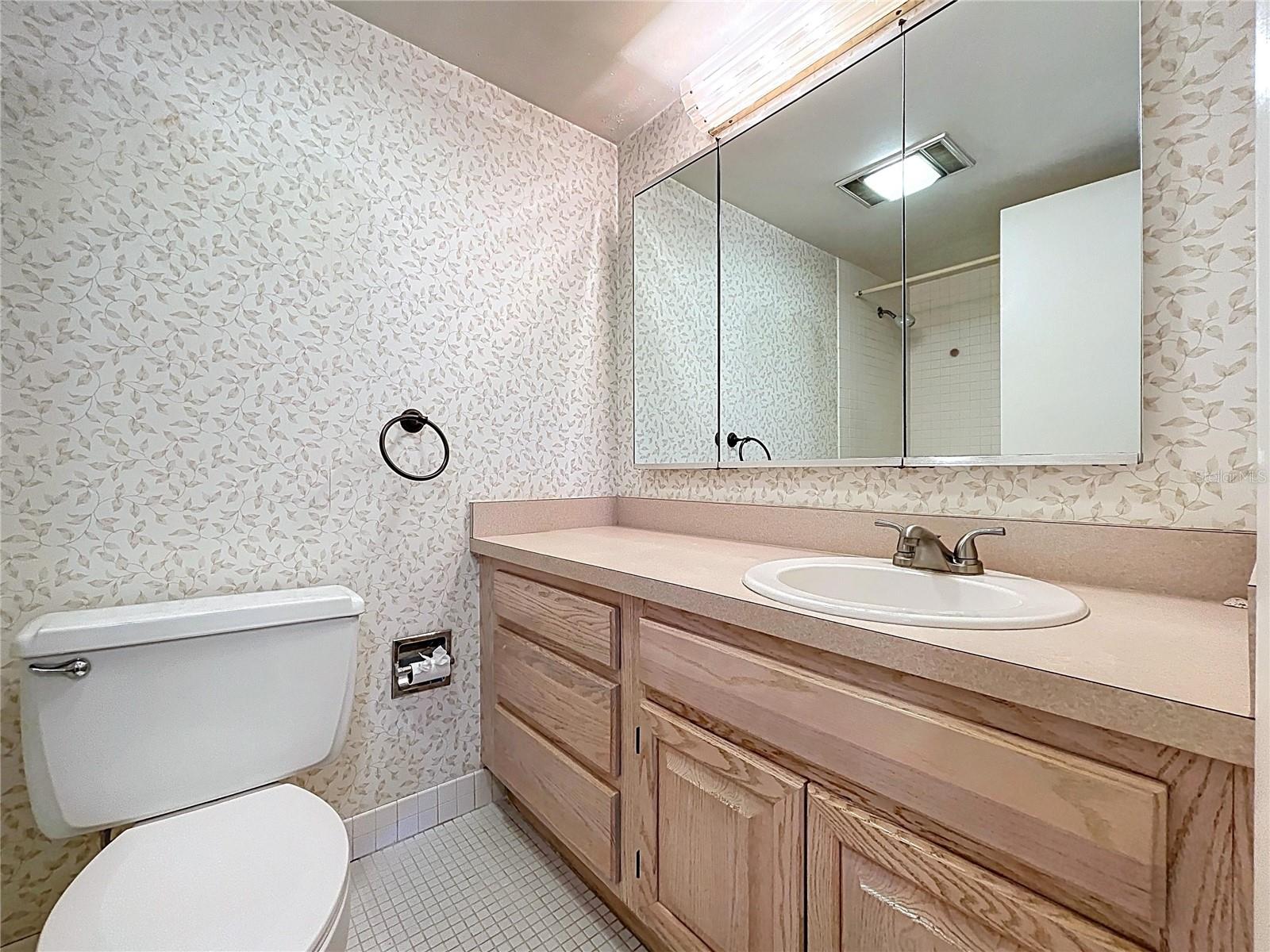 CARROLLWOOD VILLAGE PINE LAKE - Residential