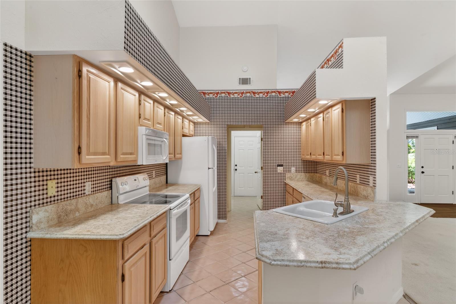 HAILE PLANTATION UNIT 8 PH III - Residential