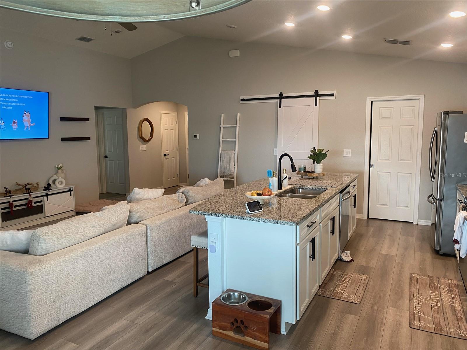 TOWNE PARK ESTATES - Residential Lease