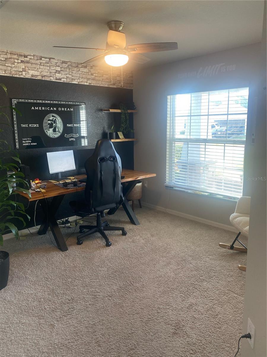 TOWNE PARK ESTATES - Residential Lease