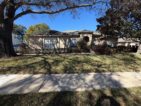 816 MYSTIC OAK PLACE APOPKA FL 32712