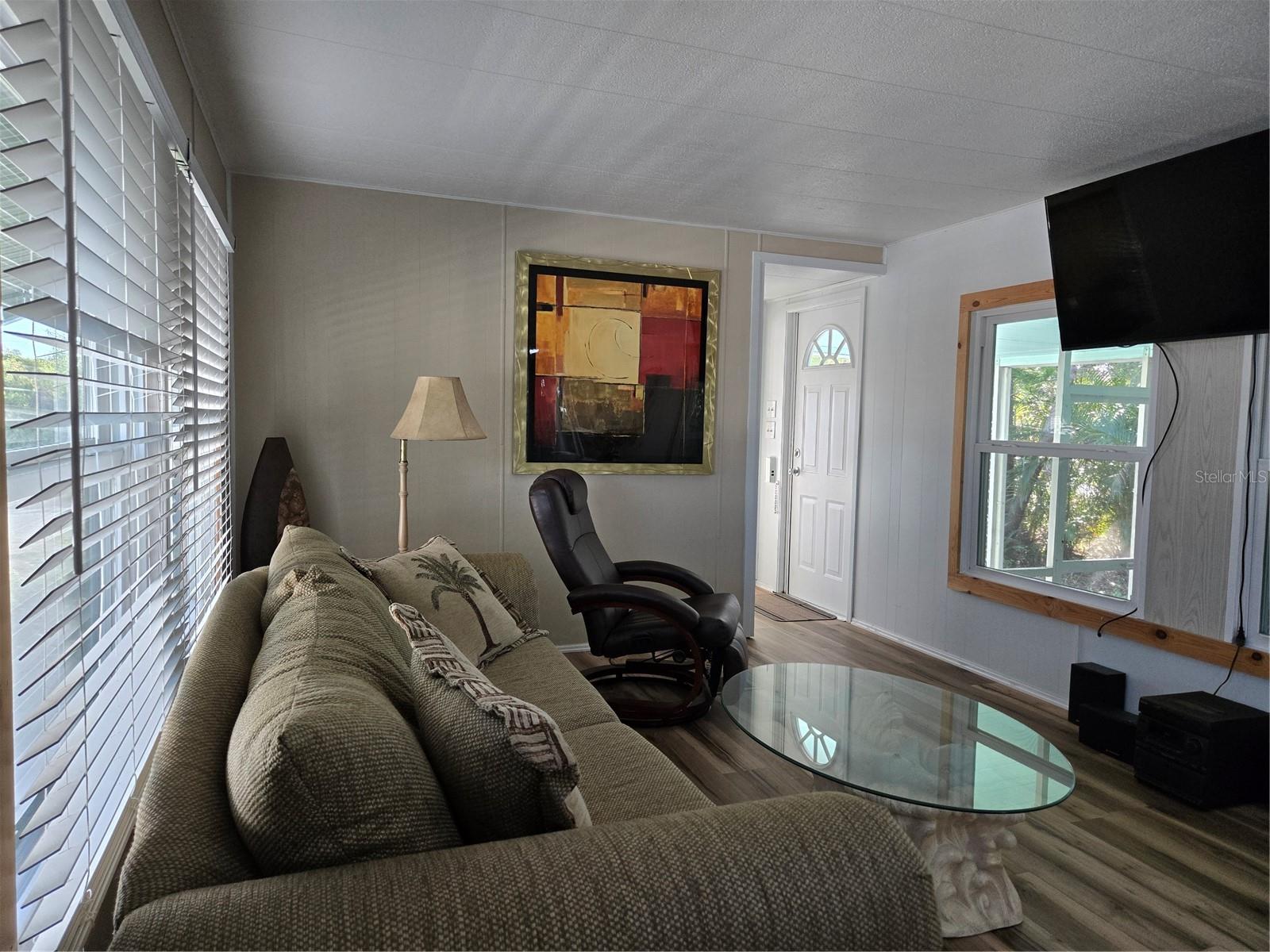 VENICE BY-WAY - Residential