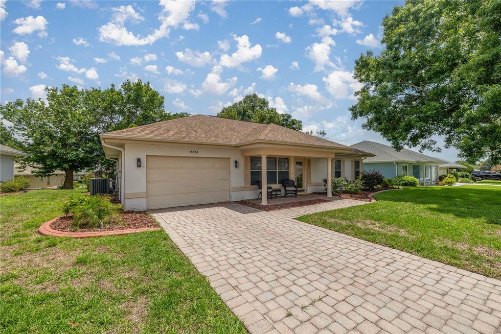 Photo of 11326 SE 175th Place, Summerfield, FL 34491 (MLS # OM703074)