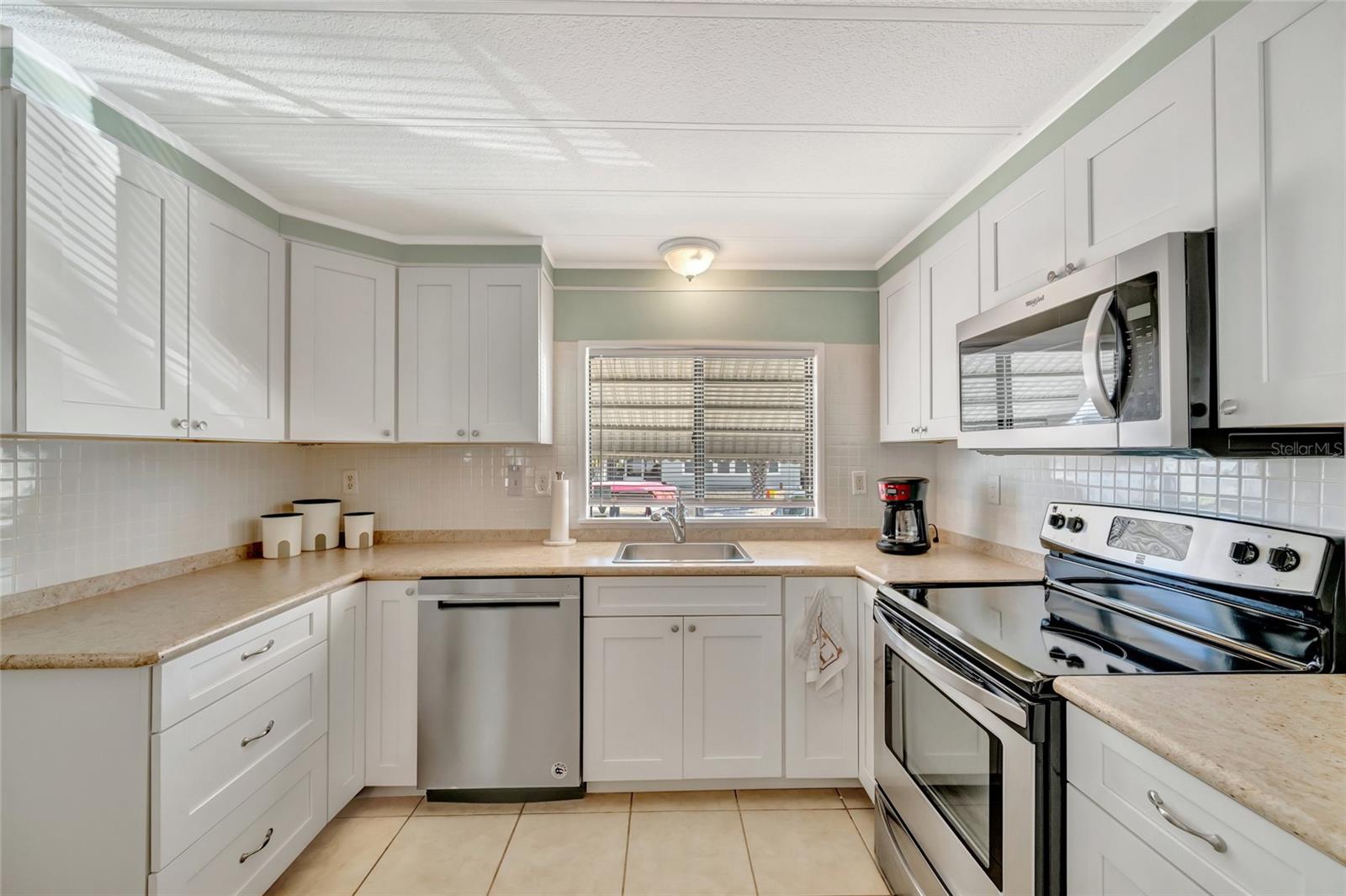 CARIBBEAN ISLES RESIDENTIAL CO - Residential