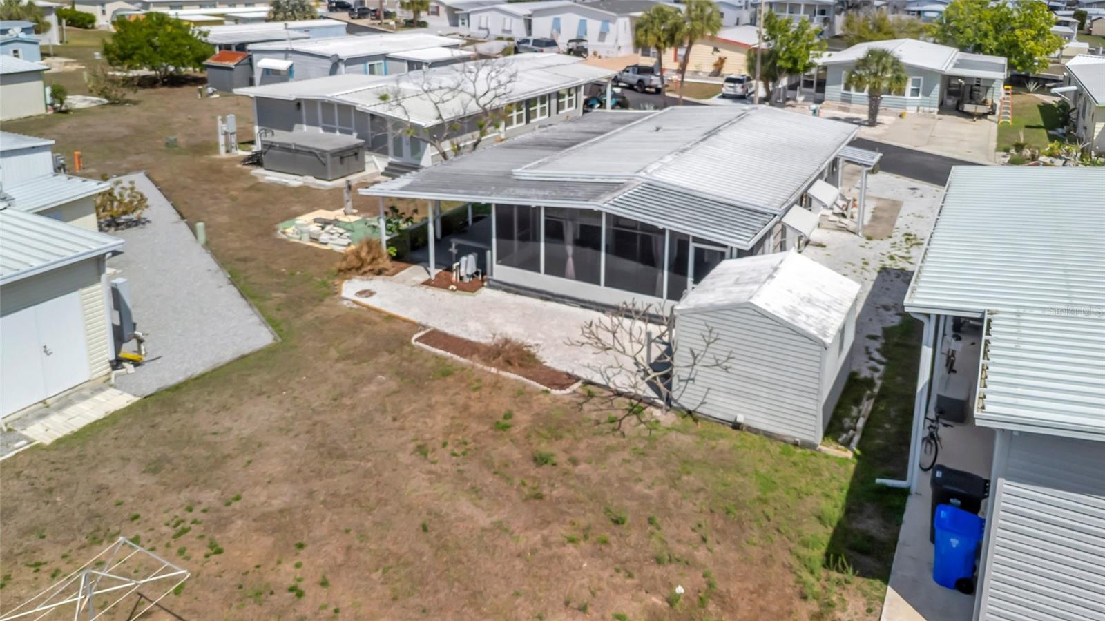 110 E SAINT LUCIA LOOP