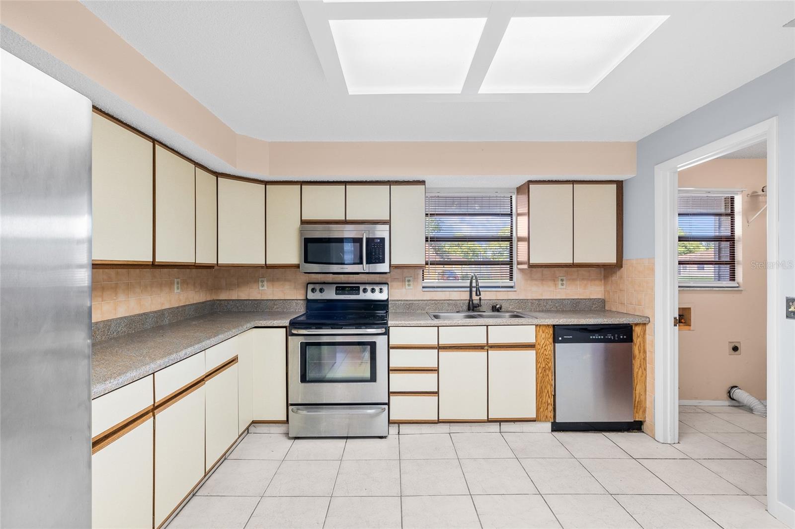 SHADOW OAKS SUB - Residential