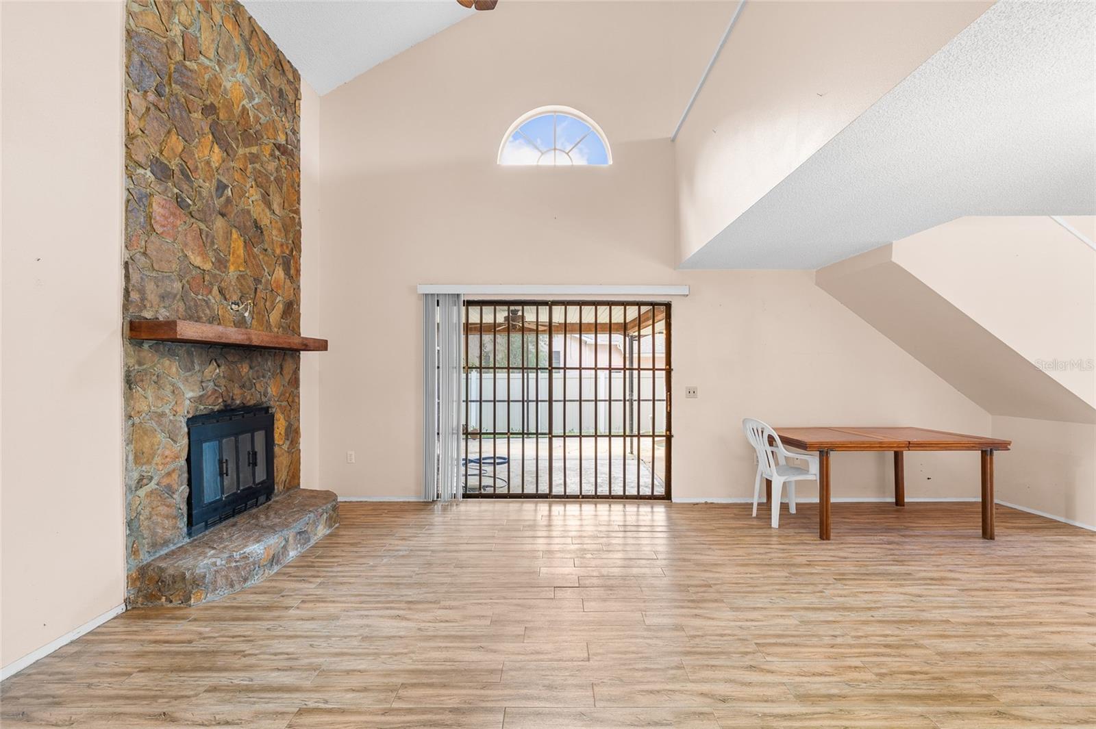 SHADOW OAKS SUB - Residential