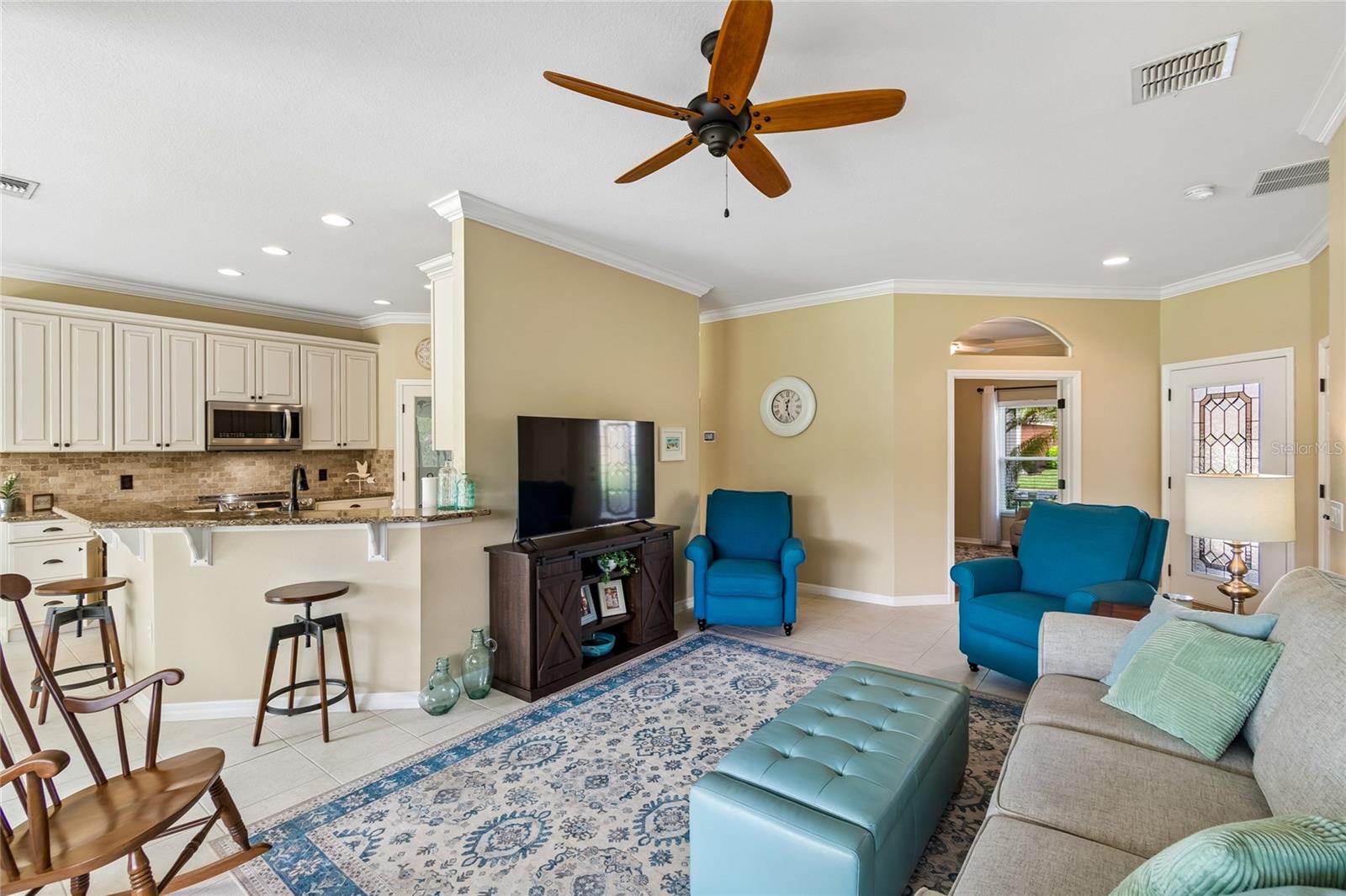 SOLIVITA PH 2D - Residential