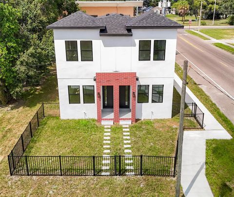 Photo of 2516 E 15th Avenue #2, Tampa, FL 33605 (MLS # TB8429864) Photo of 2516 E 15th Avenue #2, Tampa, FL 33605 (MLS # TB8429864)