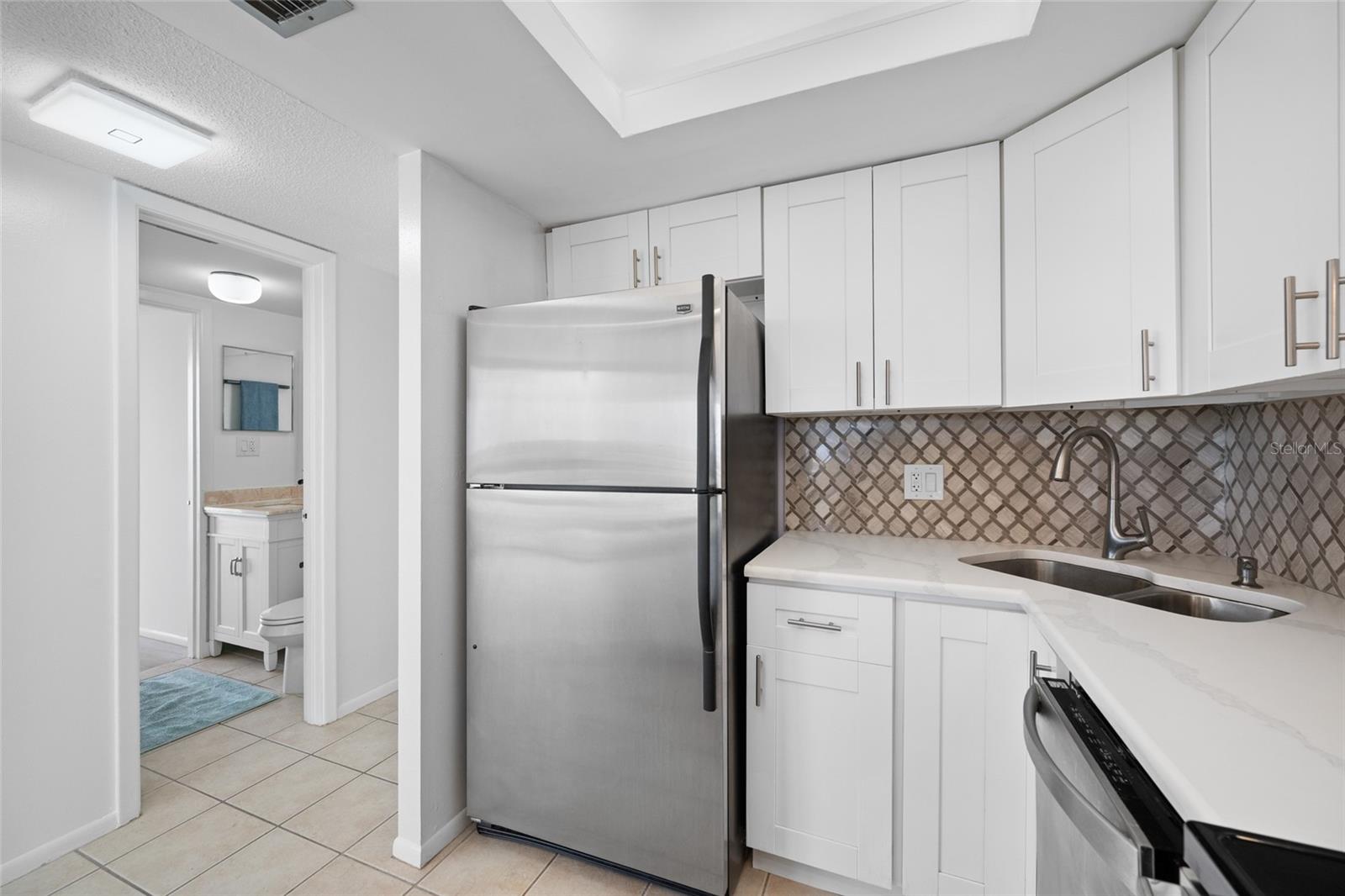 HARBOR BLUFFS WATERFRONT CONDO - Residential