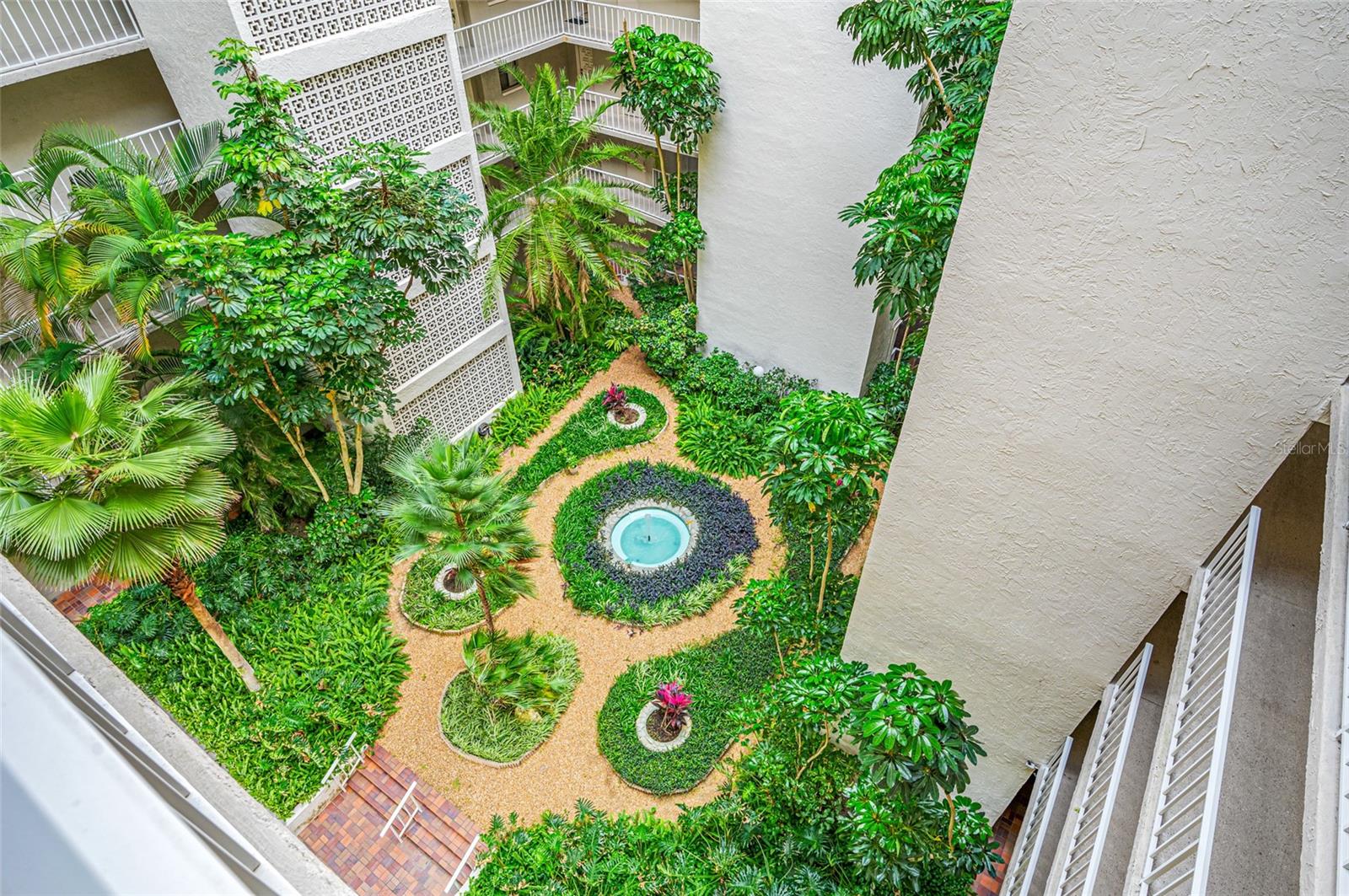 HARBOR BLUFFS WATERFRONT CONDO - Residential