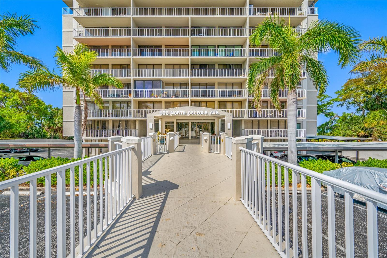 HARBOR BLUFFS WATERFRONT CONDO - Residential