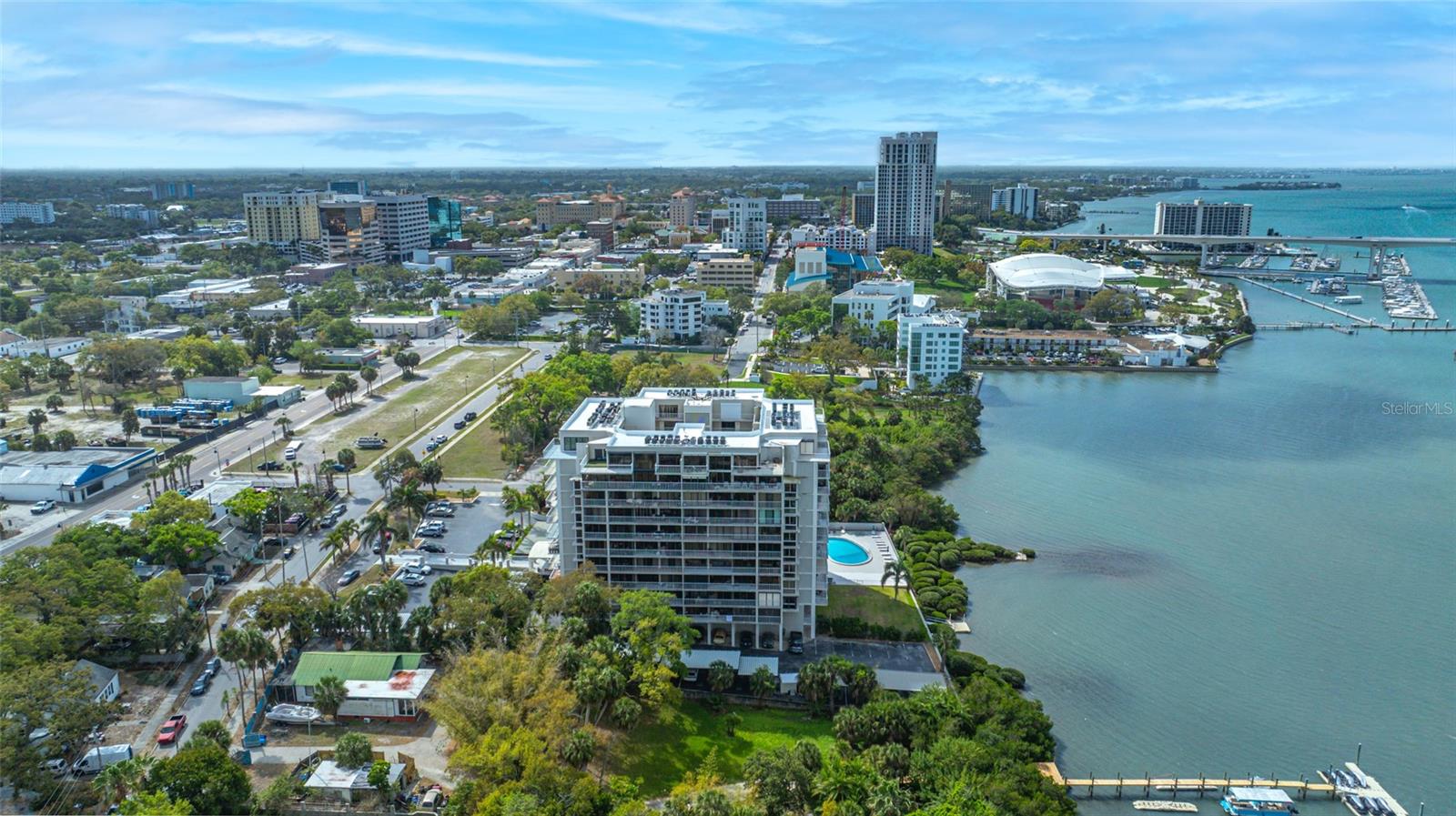 HARBOR BLUFFS WATERFRONT CONDO - Residential