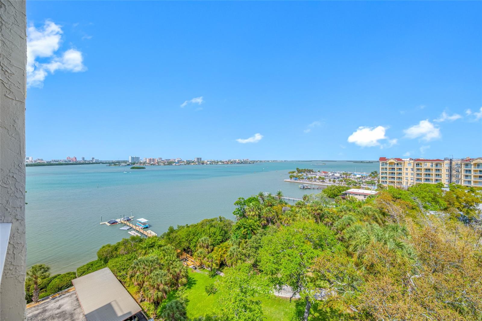 HARBOR BLUFFS WATERFRONT CONDO - Residential