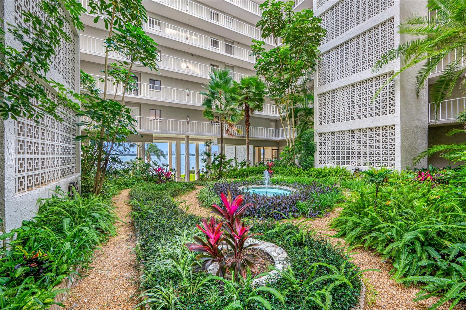 HARBOR BLUFFS WATERFRONT CONDO - Residential