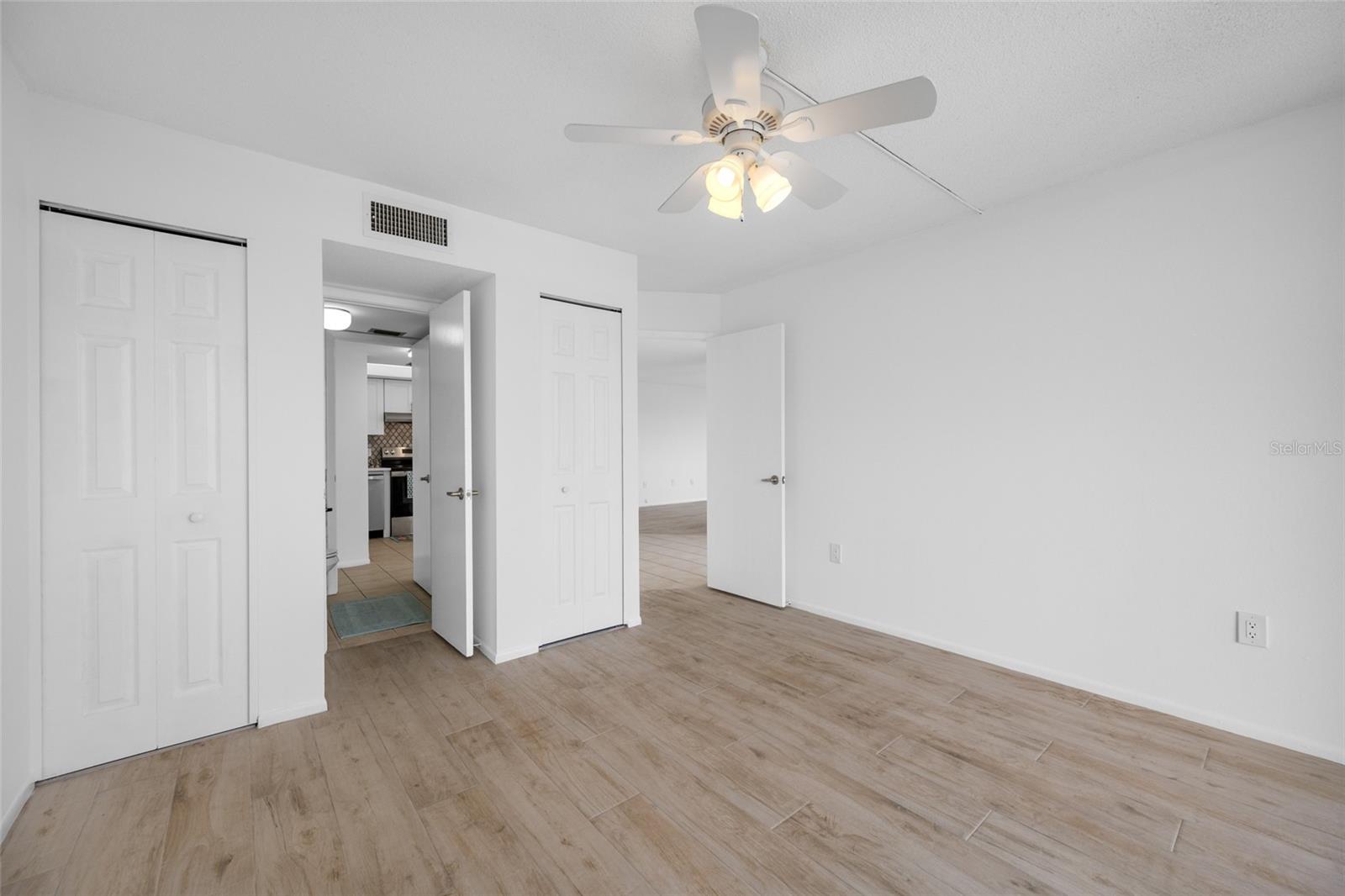 HARBOR BLUFFS WATERFRONT CONDO - Residential