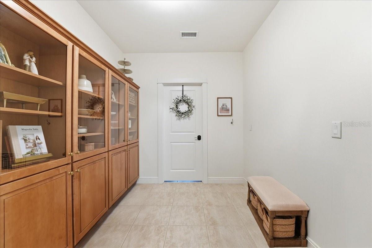 RUNNYMEDE OAKS UNREC - Residential