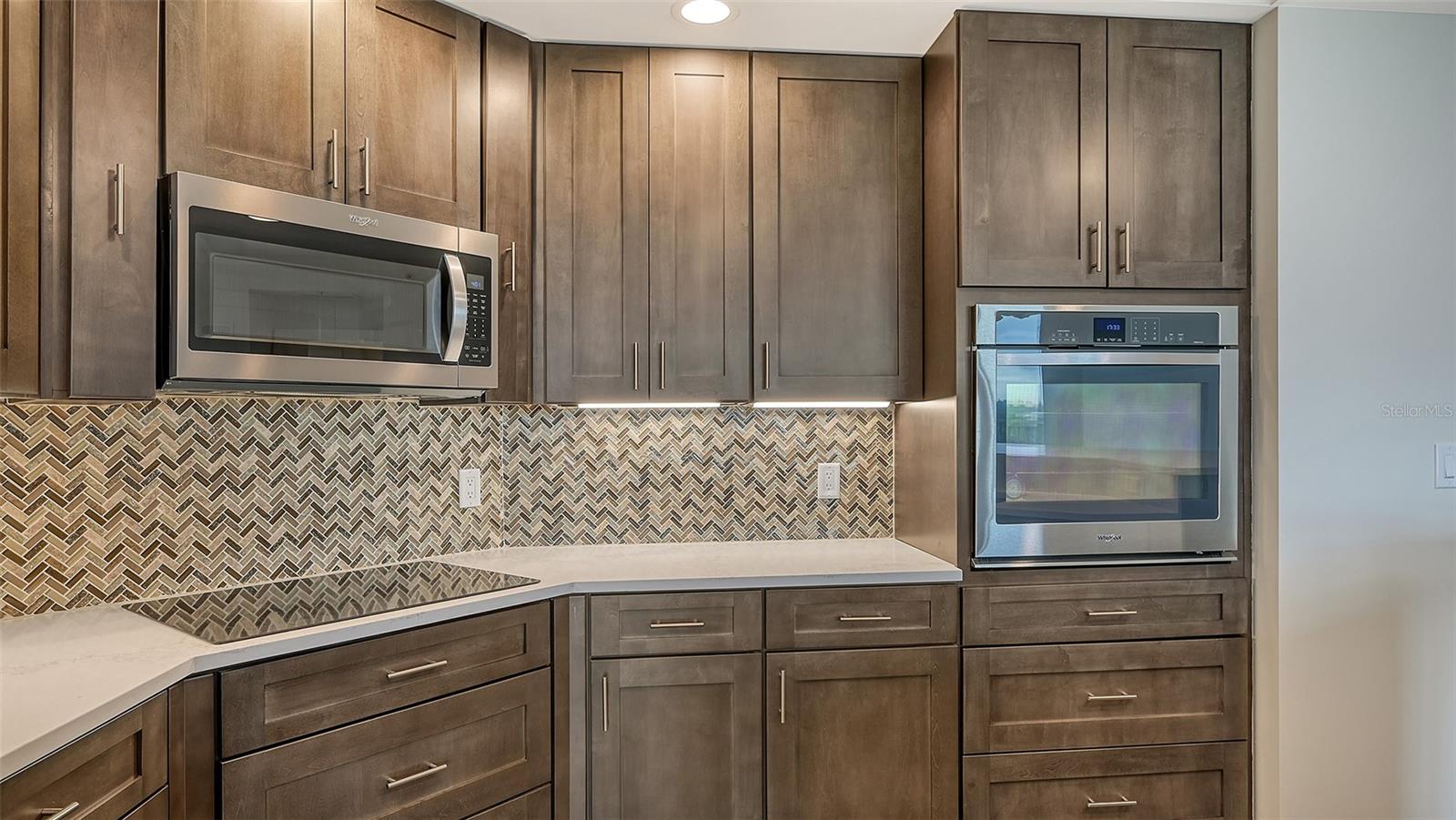 MERIDIAN AT THE OAKS PRESERVE - Residential