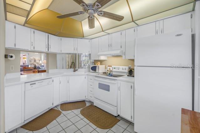 CORDOVA GREENS CONDO - Residential