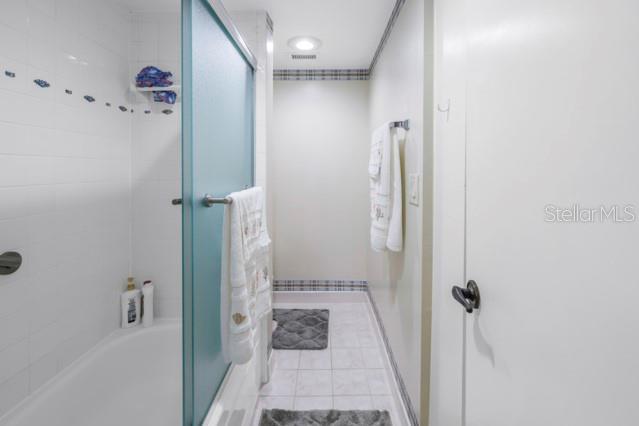 CORDOVA GREENS CONDO - Residential
