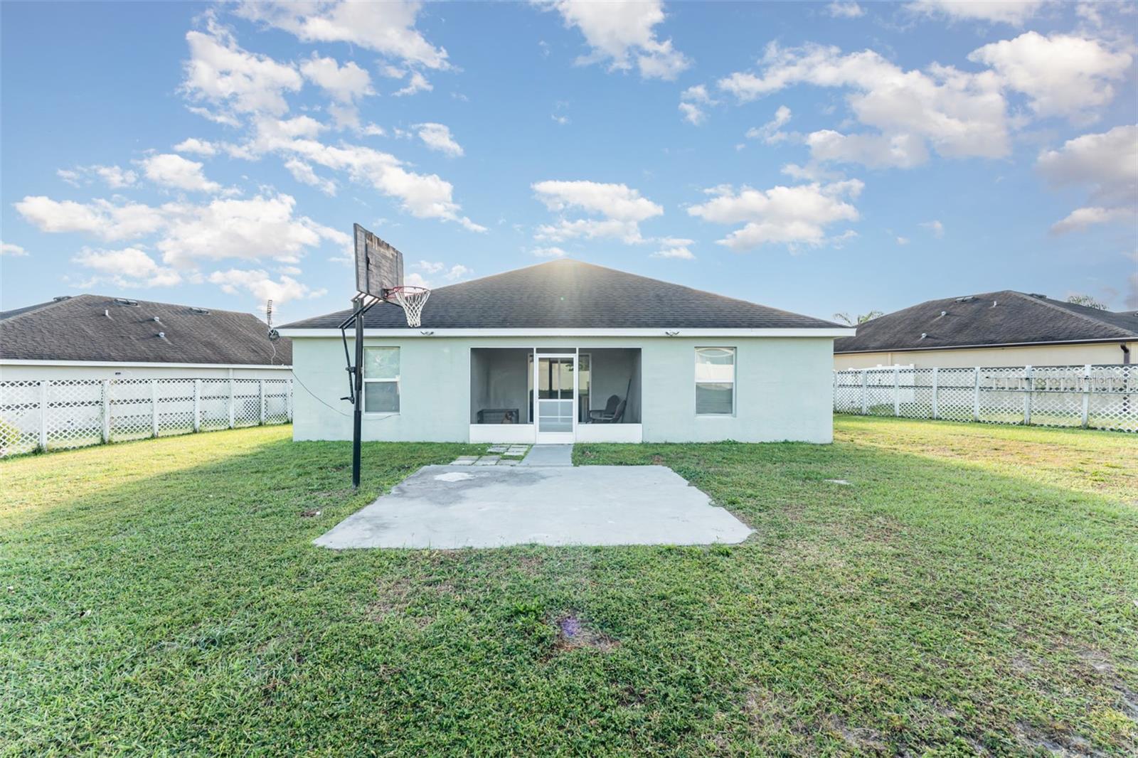 LAKE ALFRED ESTATES - Residential