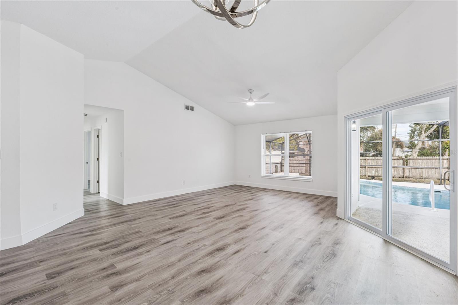 DELTONA LAKES UNIT 17 - Residential