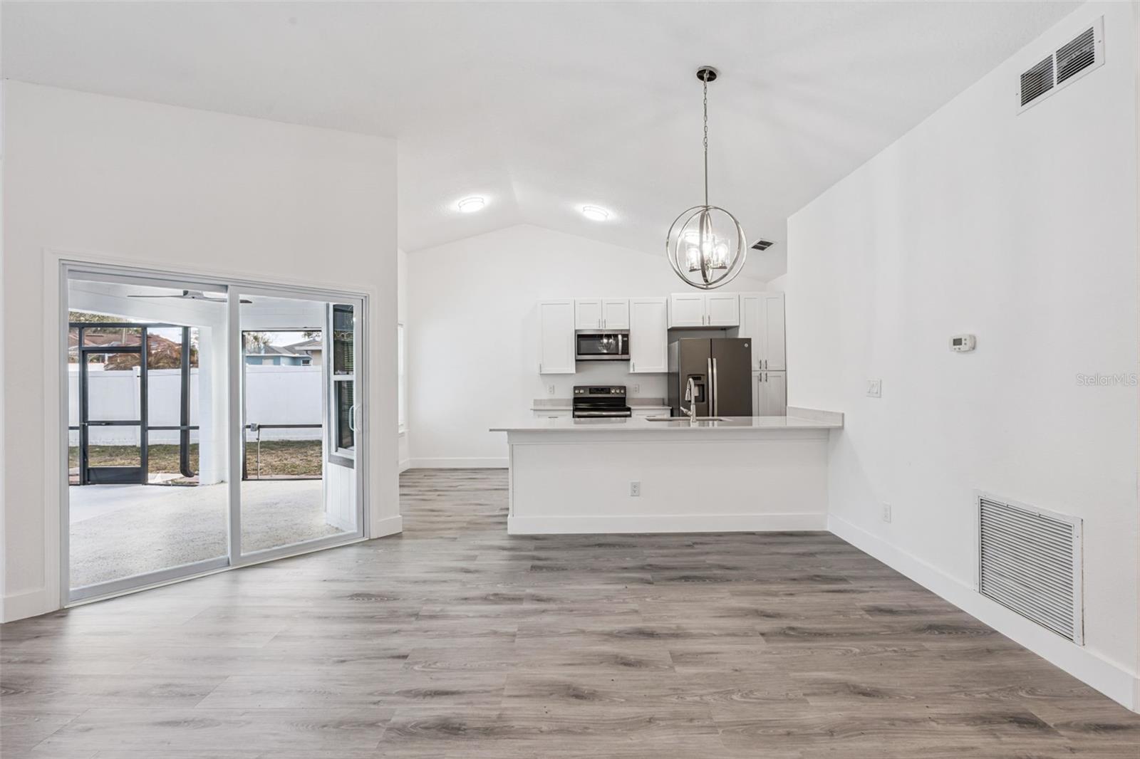 DELTONA LAKES UNIT 17 - Residential