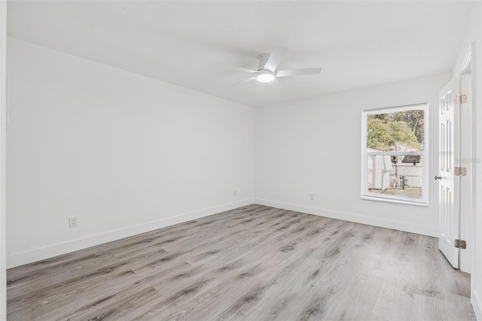 DELTONA LAKES UNIT 17 - Residential