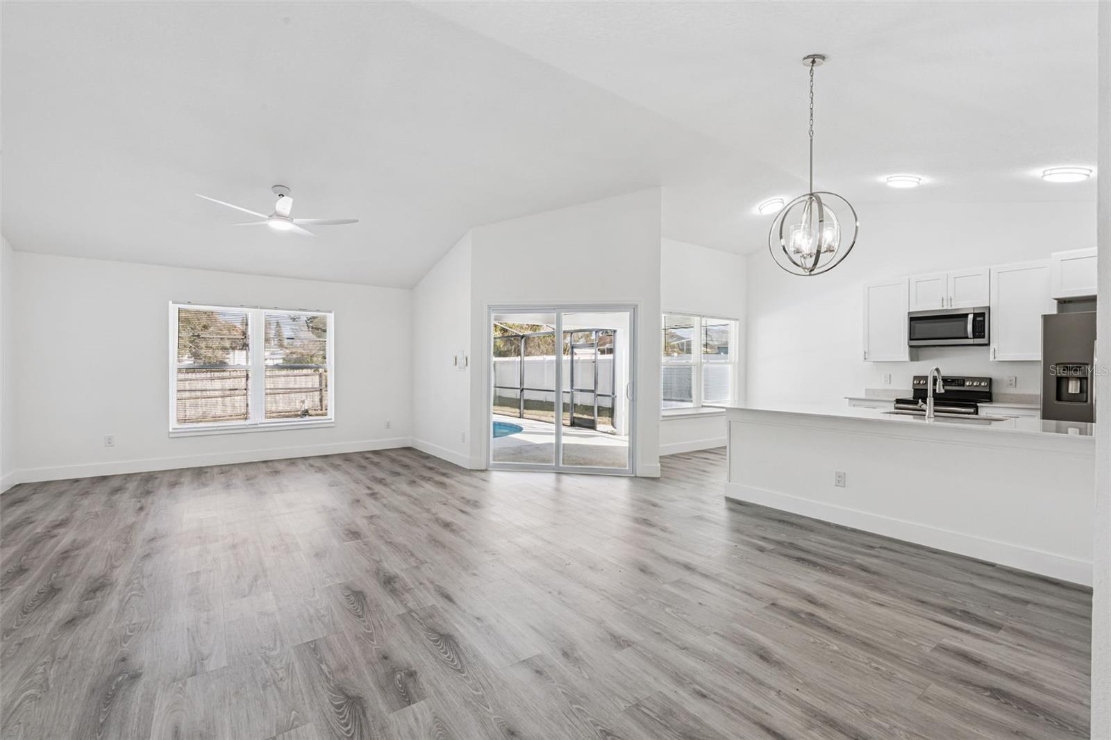 DELTONA LAKES UNIT 17 - Residential