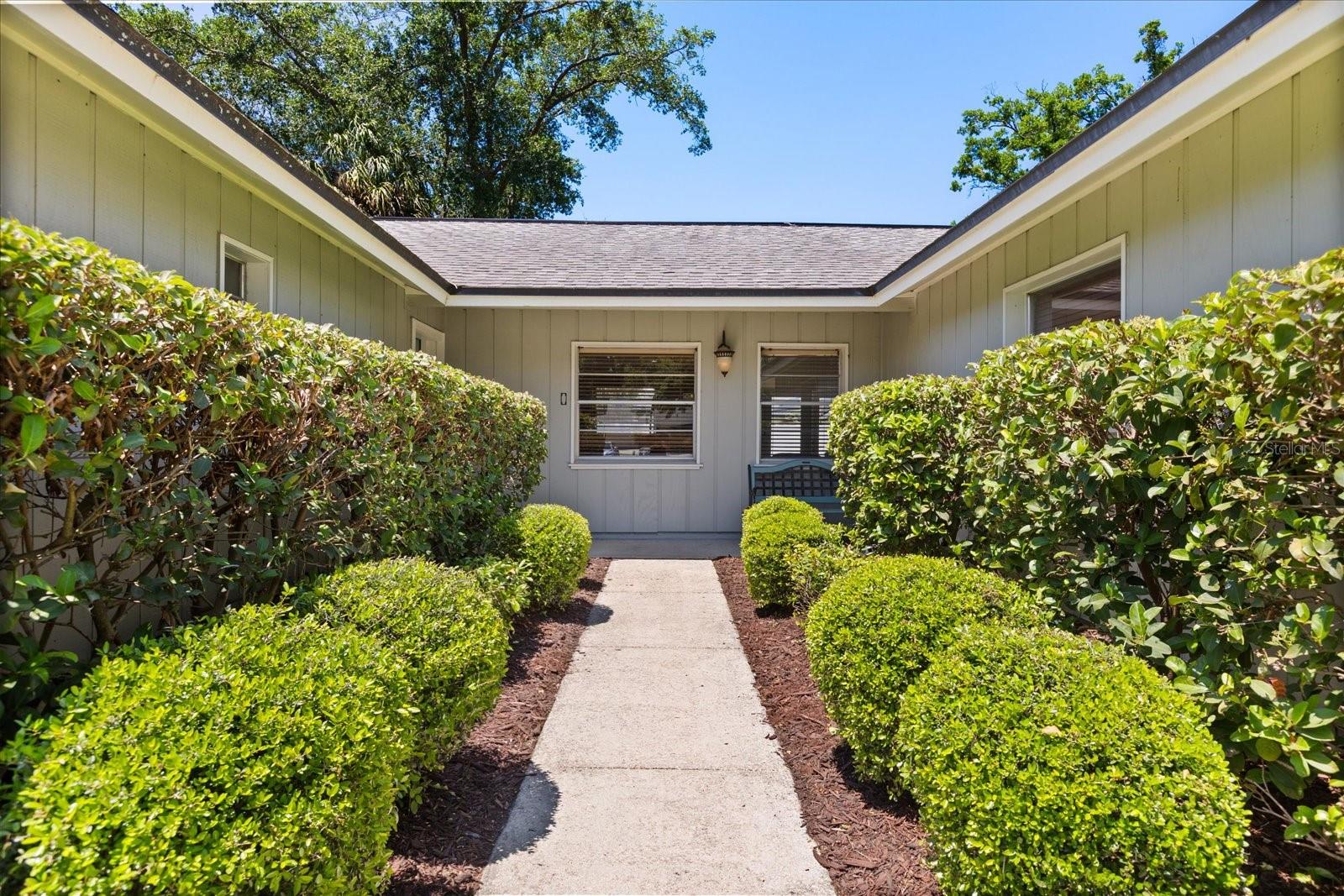 521 RIVIERA DRIVE