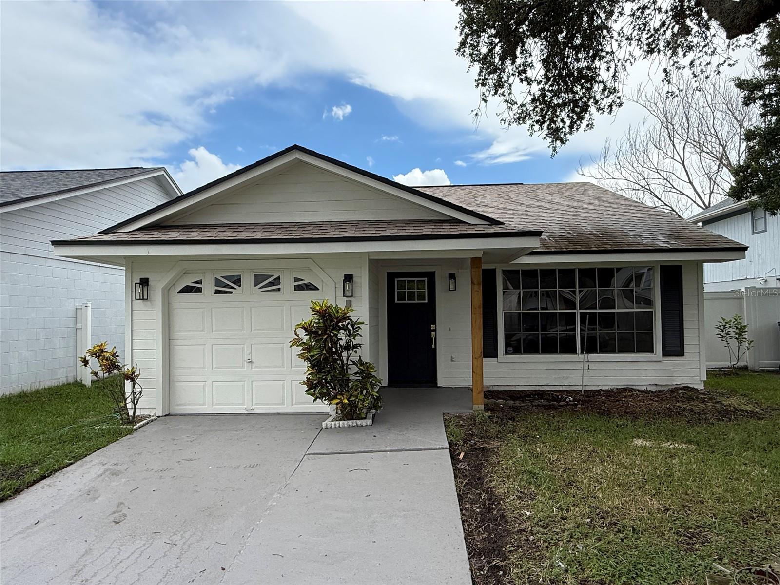 Fully Renovated Move-In Ready Home! Don’t miss the opportunity to tour this beautifully renovated 3-bedroom, 2-bathroom home in a highly desirable Orlando location. Perfectly situated near major highways, University Boulevard, Valencia College, UCF, shopping, dining, and daily essentials, this home offers both comfort and convenience. Step inside to discover a bright, modern open-concept floor plan that seamlessly integrates the living, dining, and kitchen areas—ideal for both everyday living and entertaining. The newly updated kitchen boasts upgraded cabinets, brand-new countertops, a sleek stove and dishwasher, smart appliances, and elegant gold accents. This home has been thoughtfully upgraded throughout, featuring: Luxury vinyl plank flooring across the entire house, Upgraded bathrooms with a modern touch, Smart garage door opener with backup battery, Brand new water heater with warranty, Wi-Fi video doorbell camera with two-way audio, AI motion detection & night vision, Expanded driveway for additional parking, Energy-efficient LED lighting throughout.
Every detail has been designed for comfort, security, and efficiency—allowing you to move in and enjoy immediately, with the freedom to customize without restrictions. Location Highlights, Minutes to Downtown Orlando, Close to Valencia East Campus & UCF, Easy access to restaurants, shopping, and major highways. This is the perfect blend of modern upgrades, smart features, and a prime location.