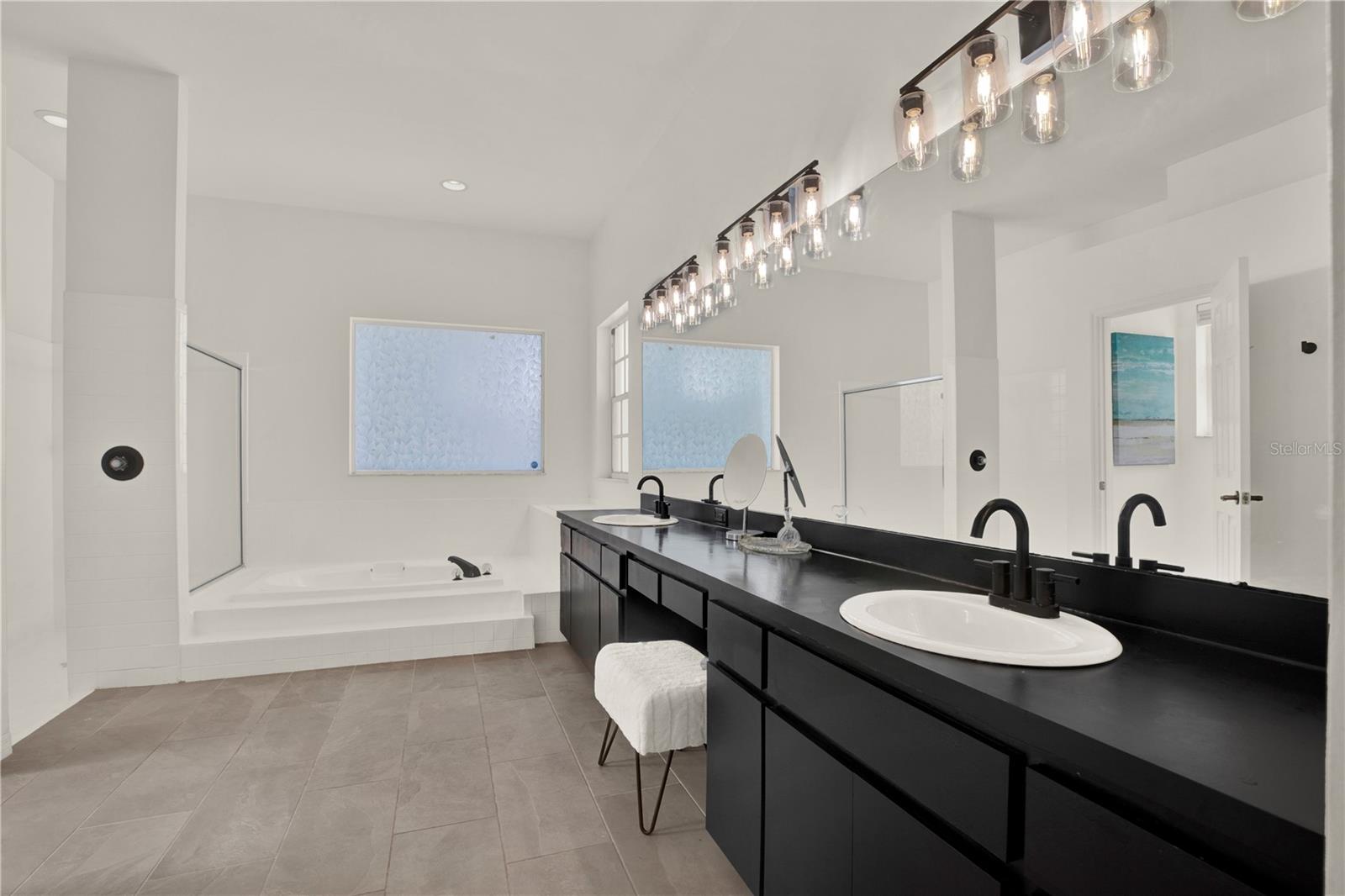WESTWIND - Residential
