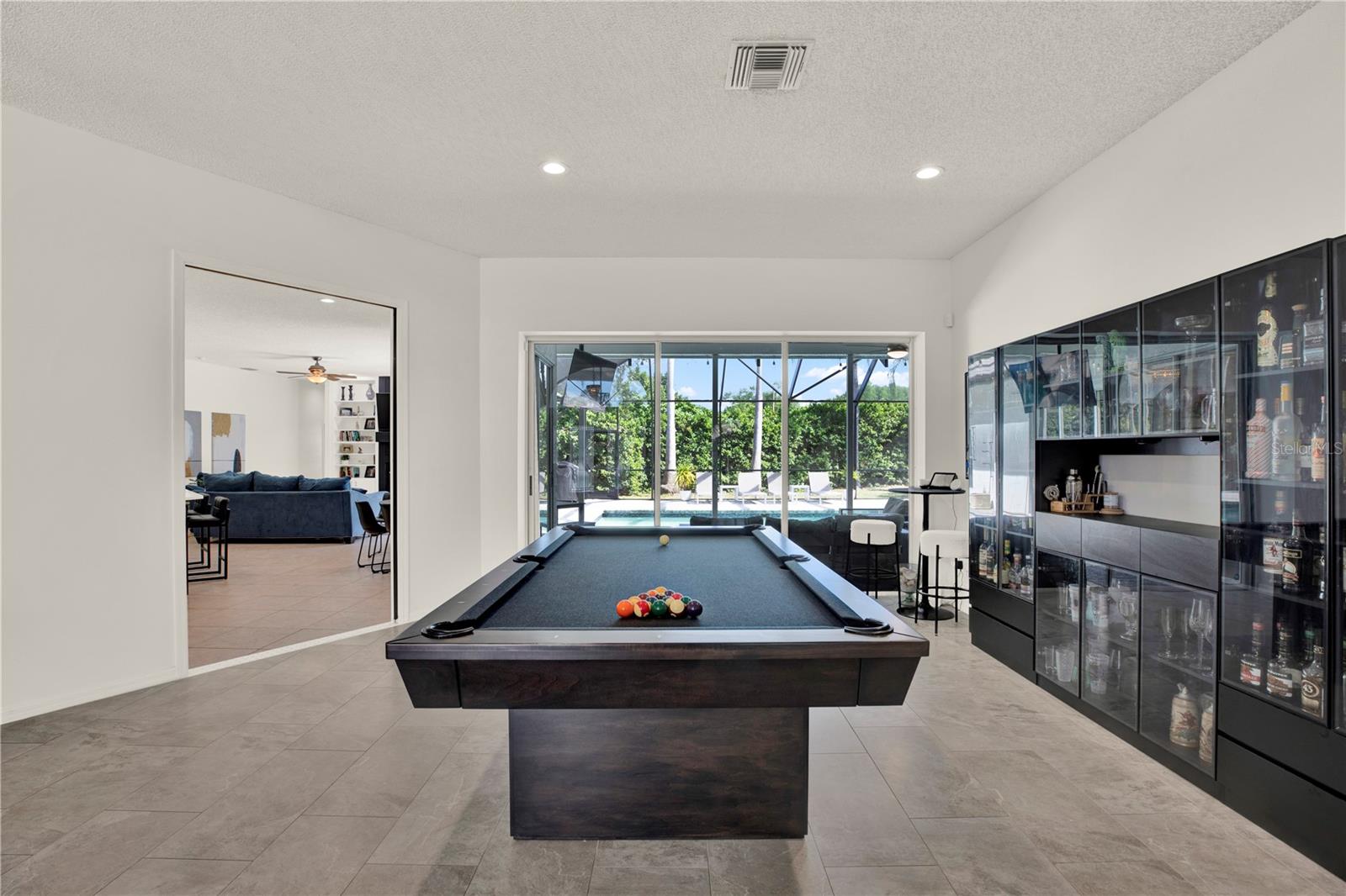 WESTWIND - Residential