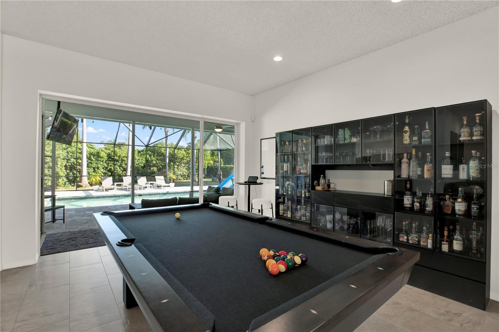 WESTWIND - Residential