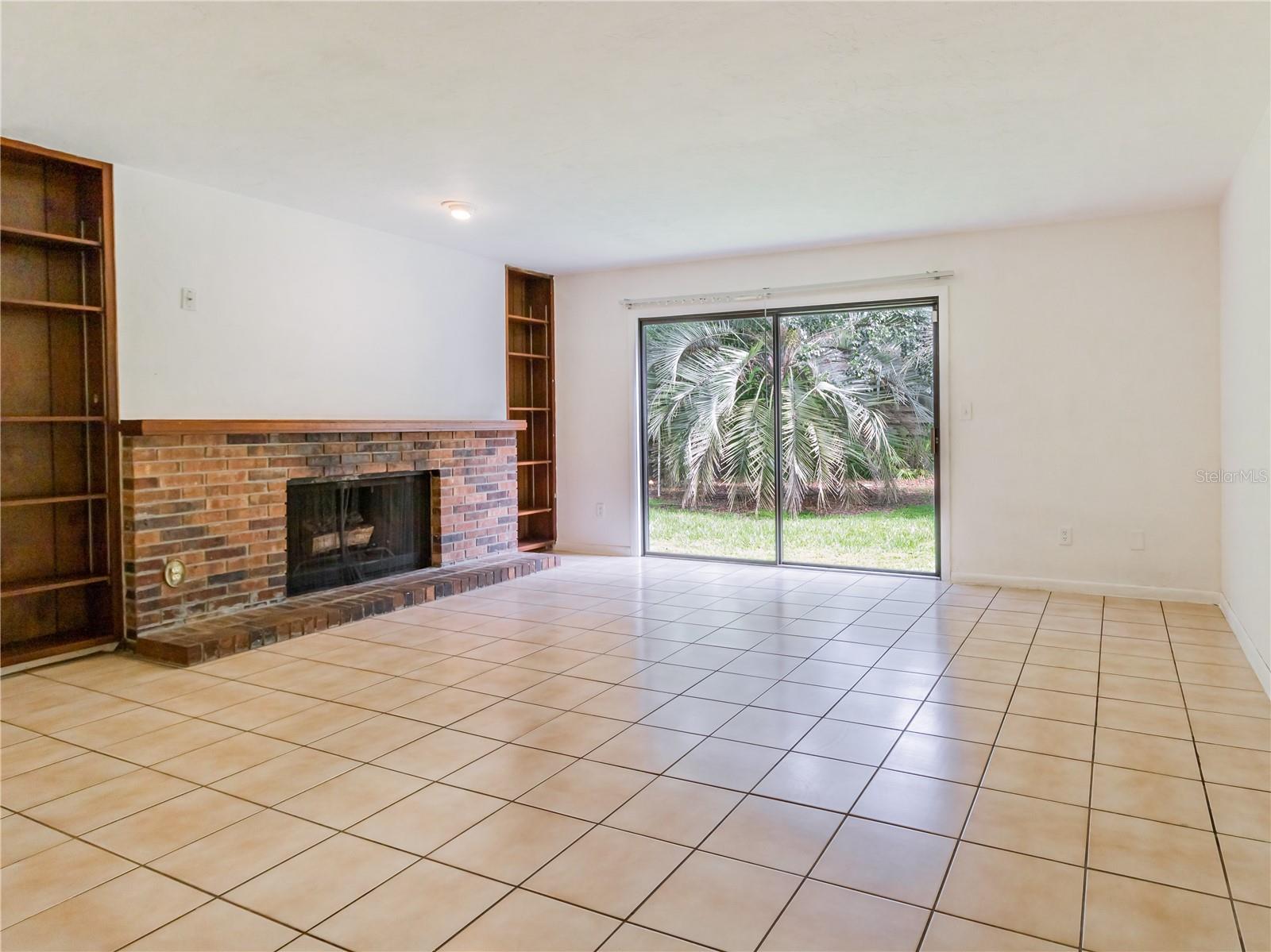 2440 NW 54TH AVENUE