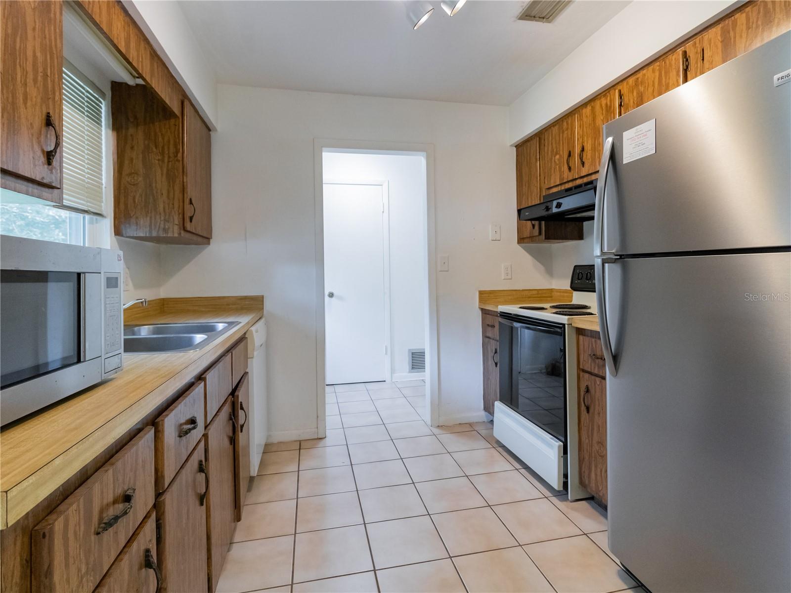 2440 NW 54TH AVENUE