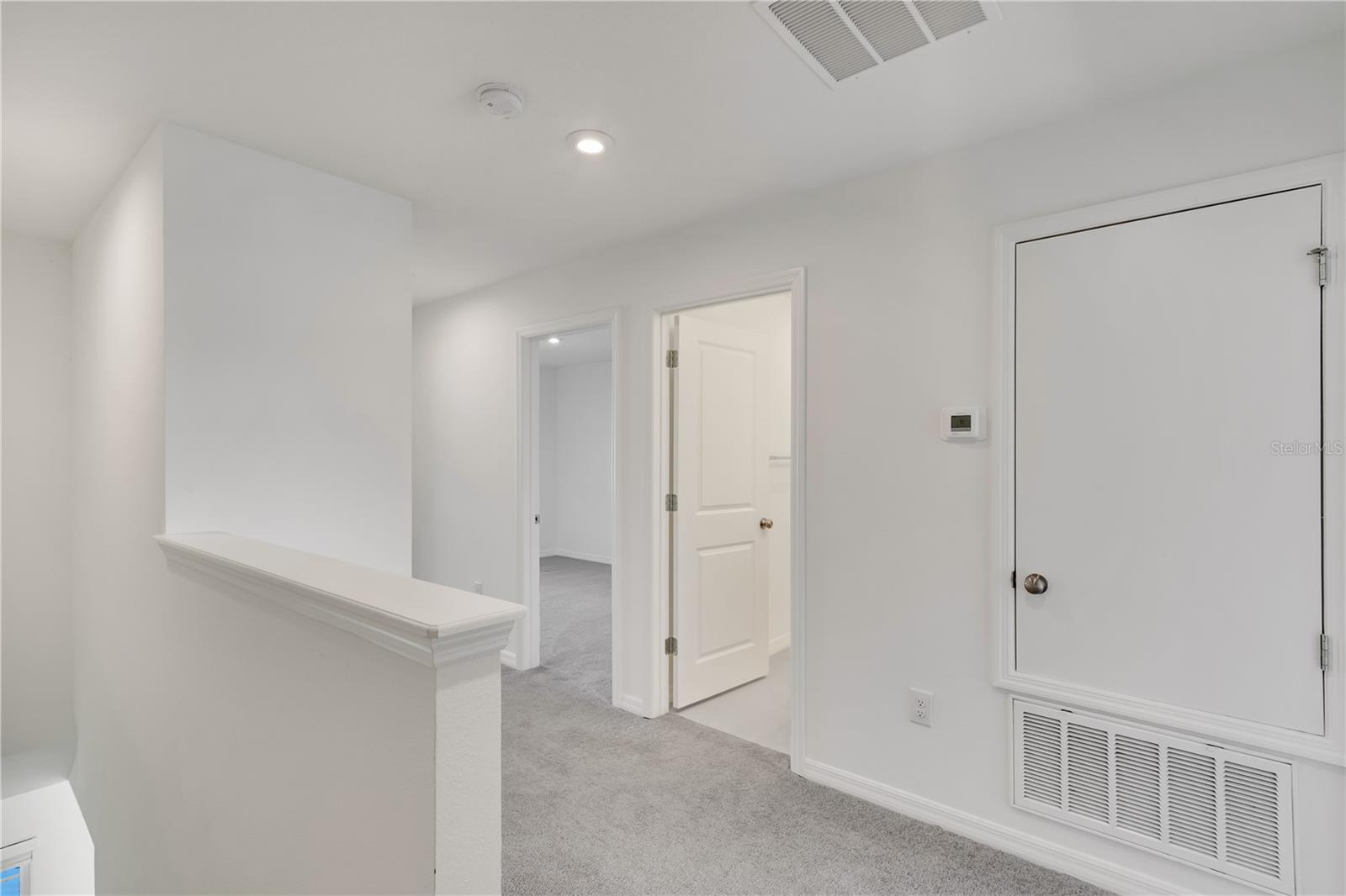 EDGESTONE NORTH AT ARTISAN LAKES - Residential Lease