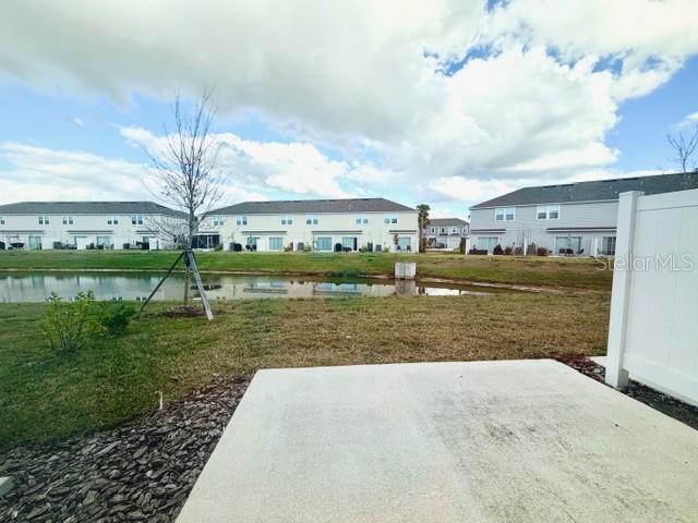 EDGESTONE NORTH AT ARTISAN LAKES - Residential Lease