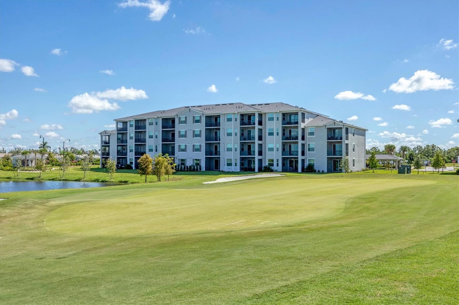WELLEN PARK GOLF & COUNTRY CLUB - Residential Lease