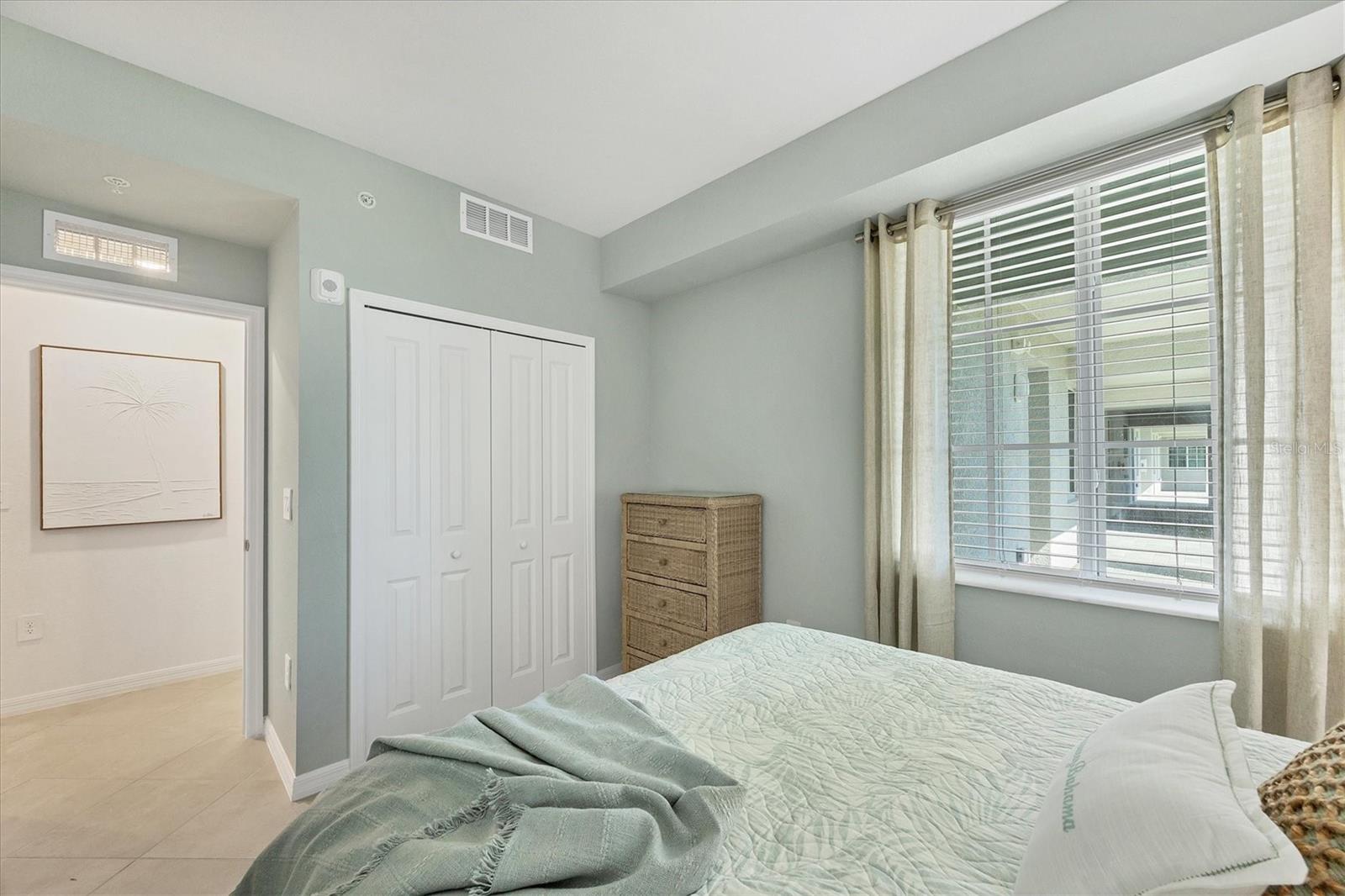 WELLEN PARK GOLF & COUNTRY CLUB - Residential Lease