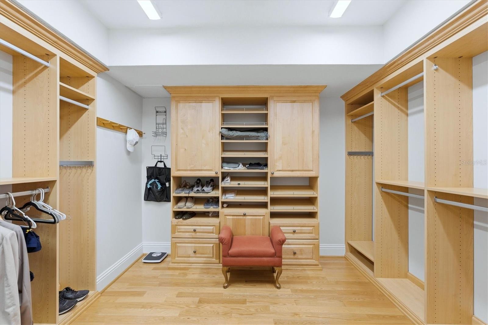 HIDDEN COVE ESTATES - Residential