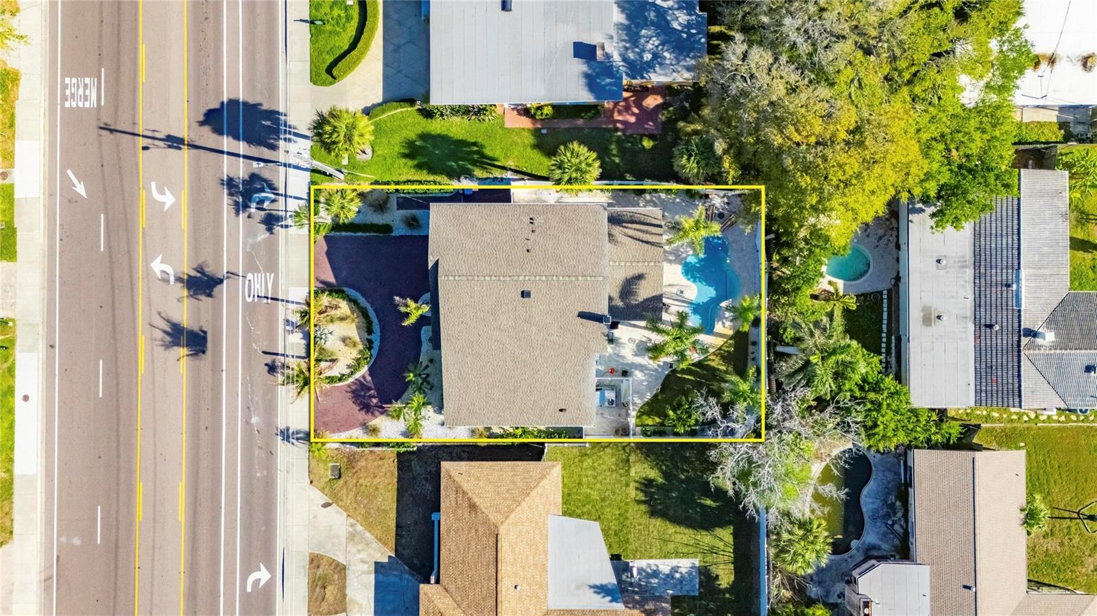 BELLEAIR BEACH YACHT CLUB ESTATES - Residential