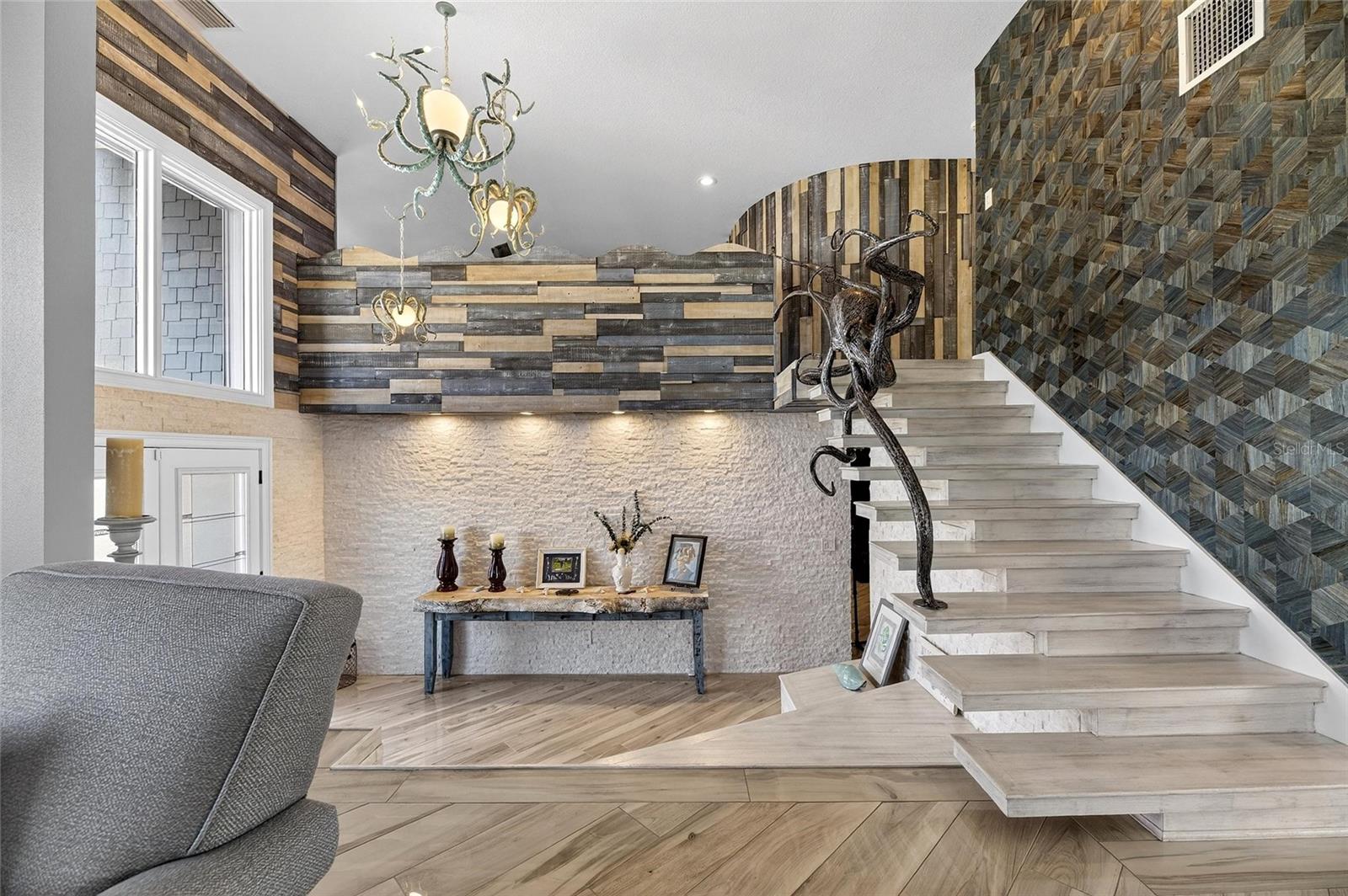 BELLEAIR BEACH YACHT CLUB ESTATES - Residential