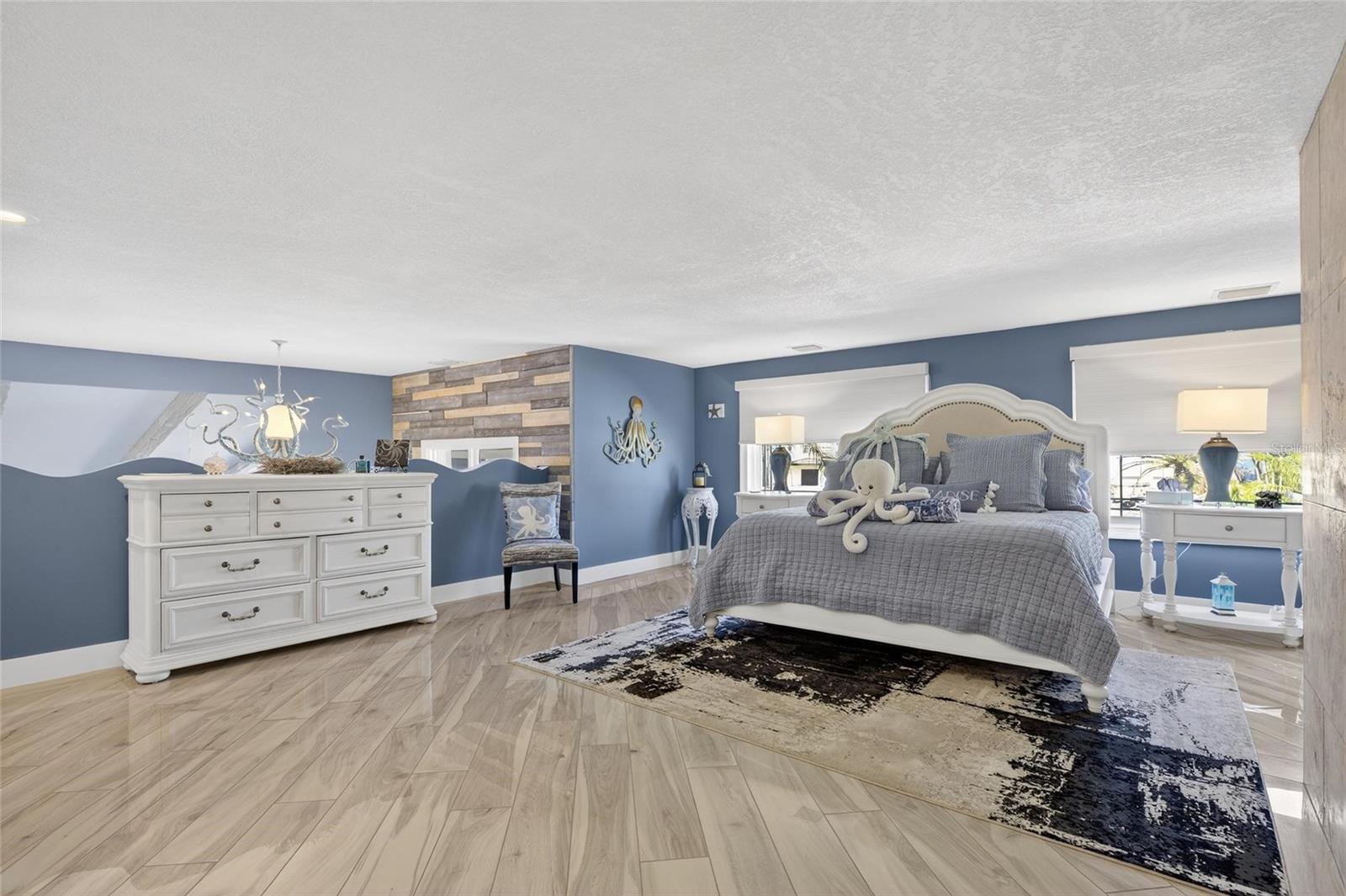 BELLEAIR BEACH YACHT CLUB ESTATES - Residential